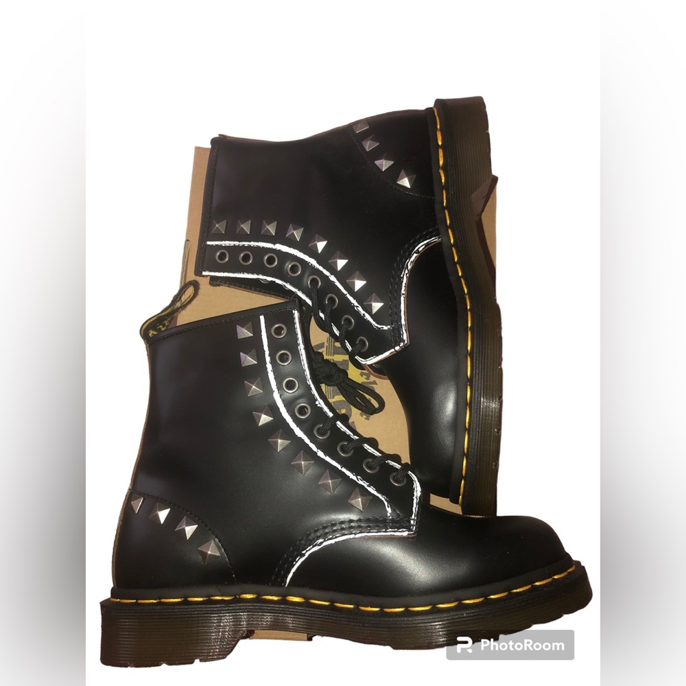 Dr. Martens 1460 Stud Rolled Vintage Smooth Boots - Picture 2 of 9